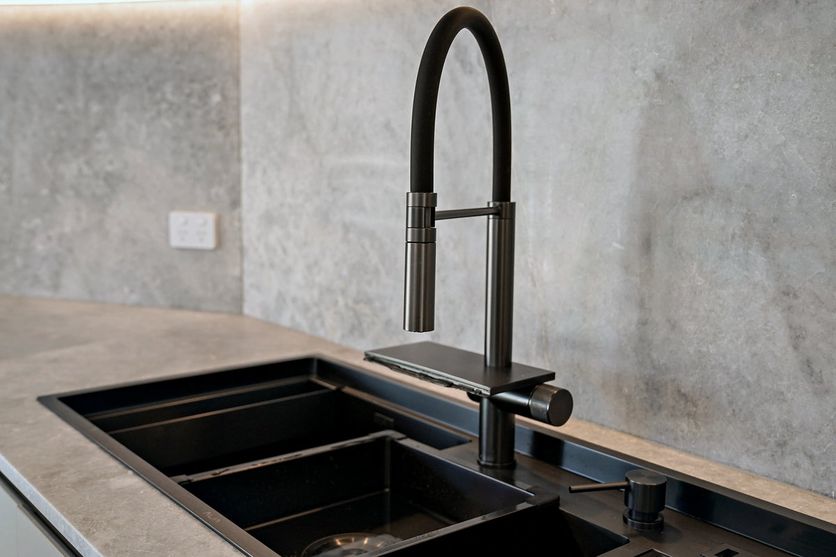 Smart sinks